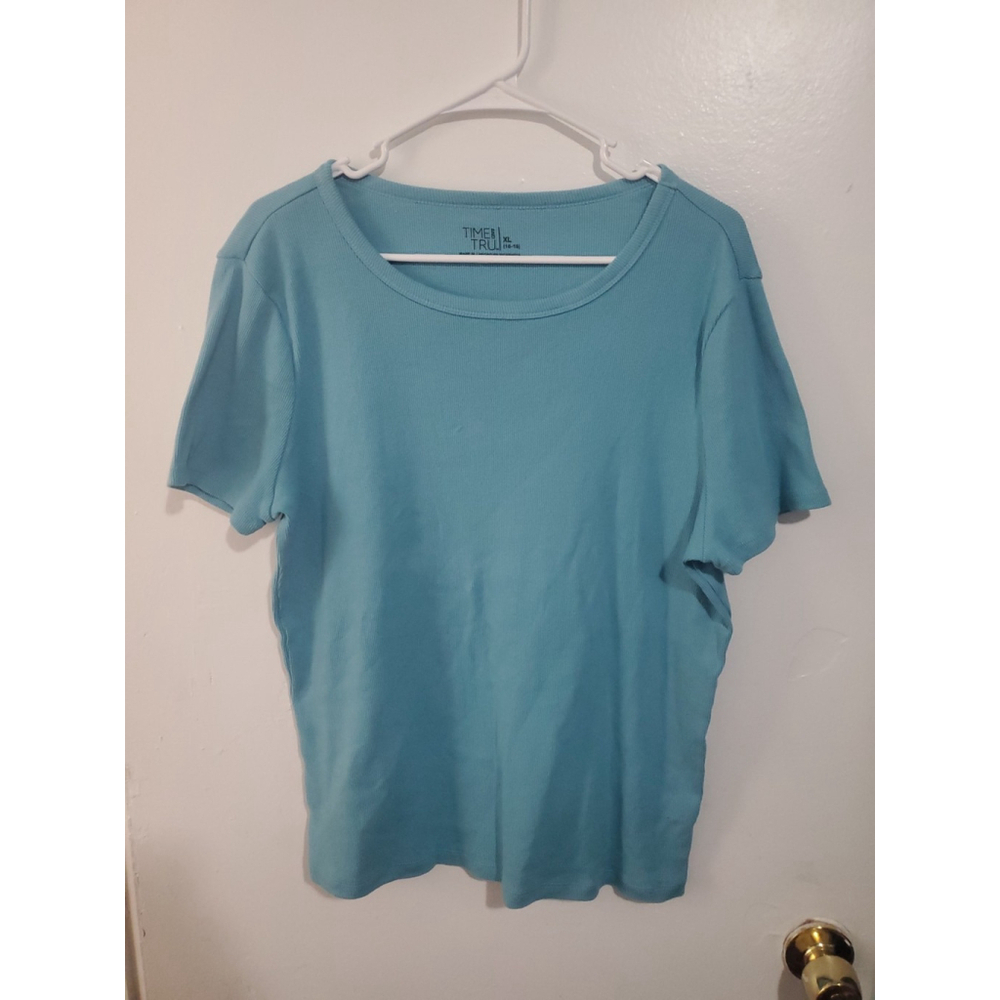 Time and Tru Size XL Misses Short Sleeve Shirt